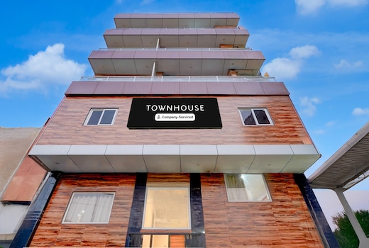 Townhouse Varanasi Cantonment Formerly Ayushman Inn