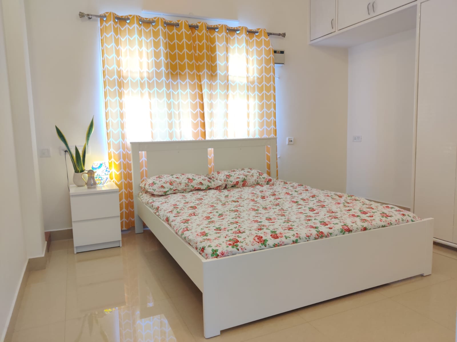 Cozy Nook 3BHK @ Virugambakkam - Tap to explore photos