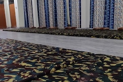 Adarsh guest House, Prayagraj