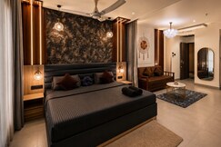 Supernova 39th floor 11am to 6pm, Noida
