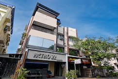 Hotel Blue Bird, Kolkata