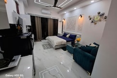 YashasviVerse Studio, Greater Noida