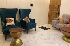 Gayatri stay, Patna