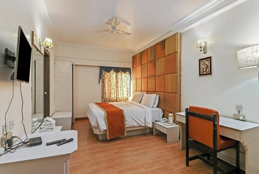 Hotel Crown