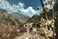 Gone Fishing Cottages | Rooms in a Homestay, 
Hanle