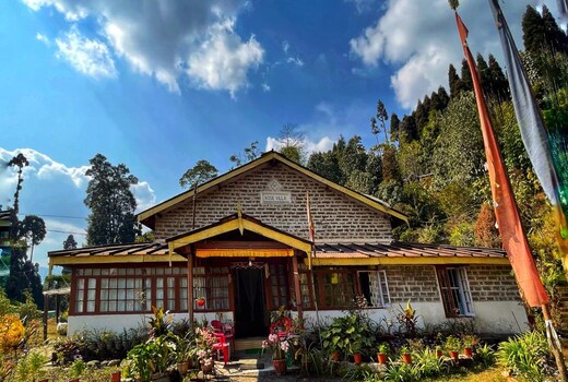 Rose Villa Homestay@ 4km from Tinchulay