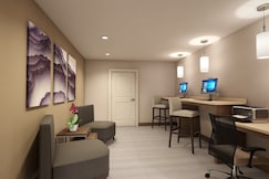 Staybridge Suites Irvine-John Wayne Airport, Orange