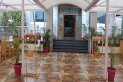 Hotel Royal Blue, Pune