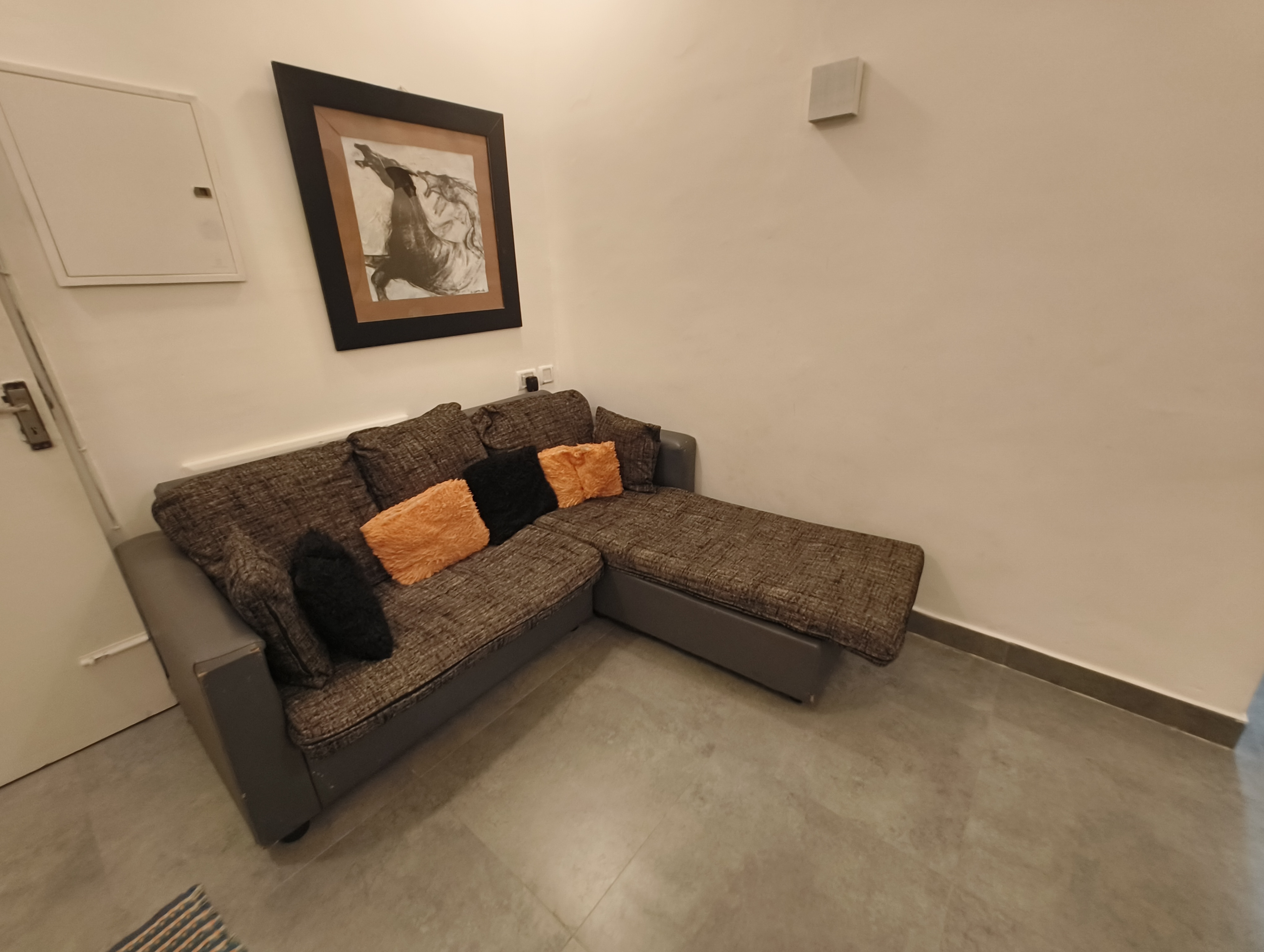 Avvai Ramanathan Service Apartment - Tap to explore photos