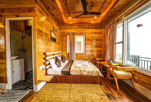 route 707 Homestay