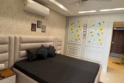 The Nook 4, Zirakpur