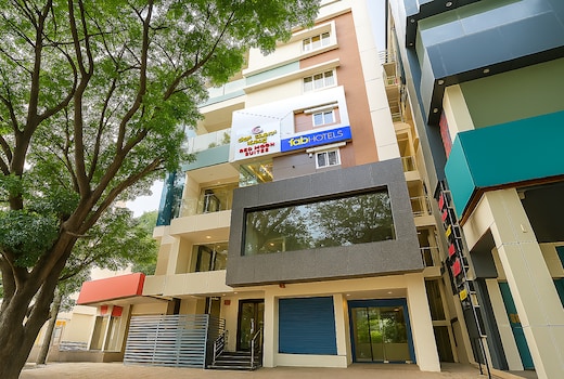FabHotel Redmoon Suites - Near Brookefield / Marathahalli Bridge