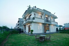 The Courtyard 82, Mohali