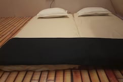 Paradise Beach Hut House, Auroville