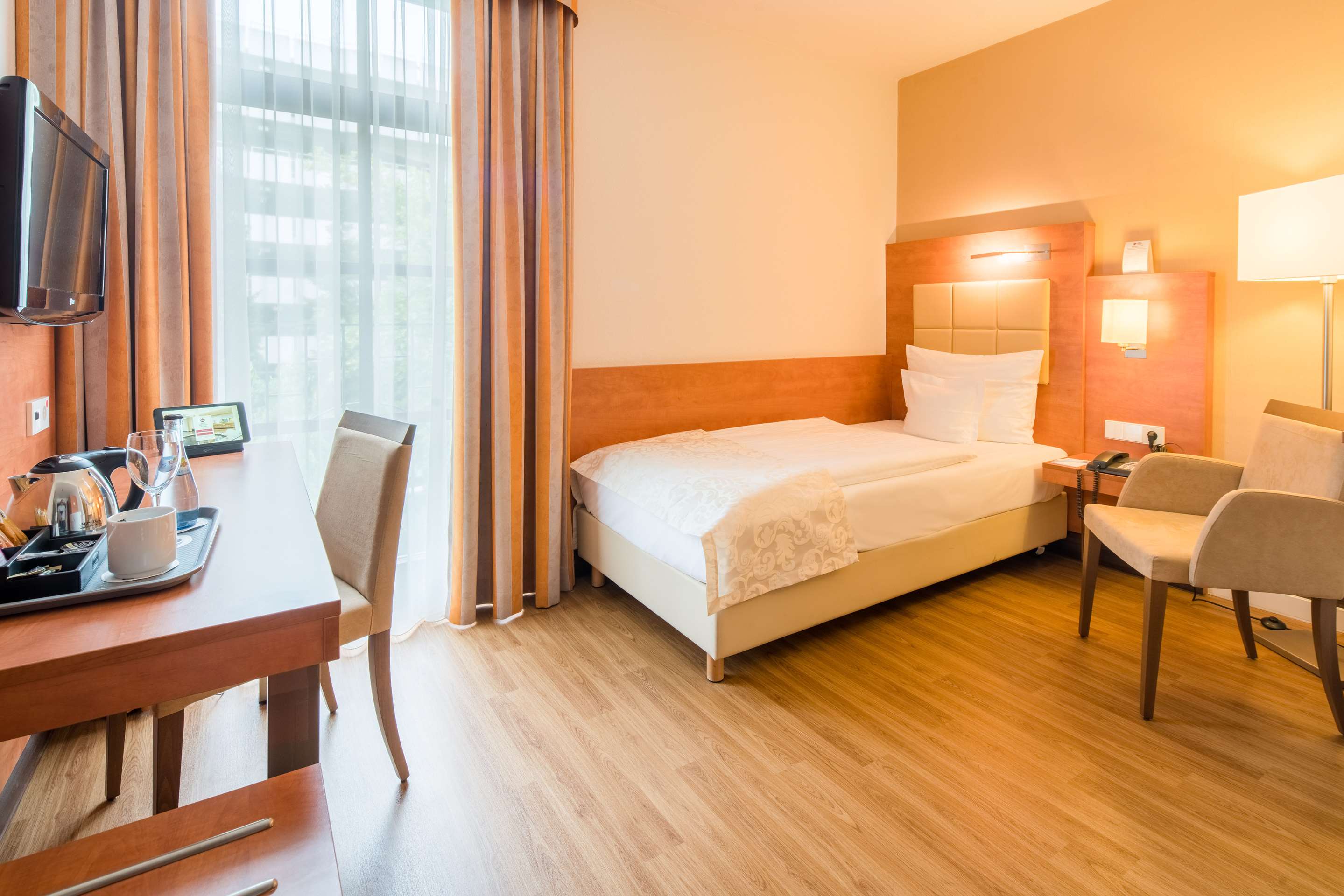 Best Western Plus Hotel Am Schlossberg - Tap to explore photos