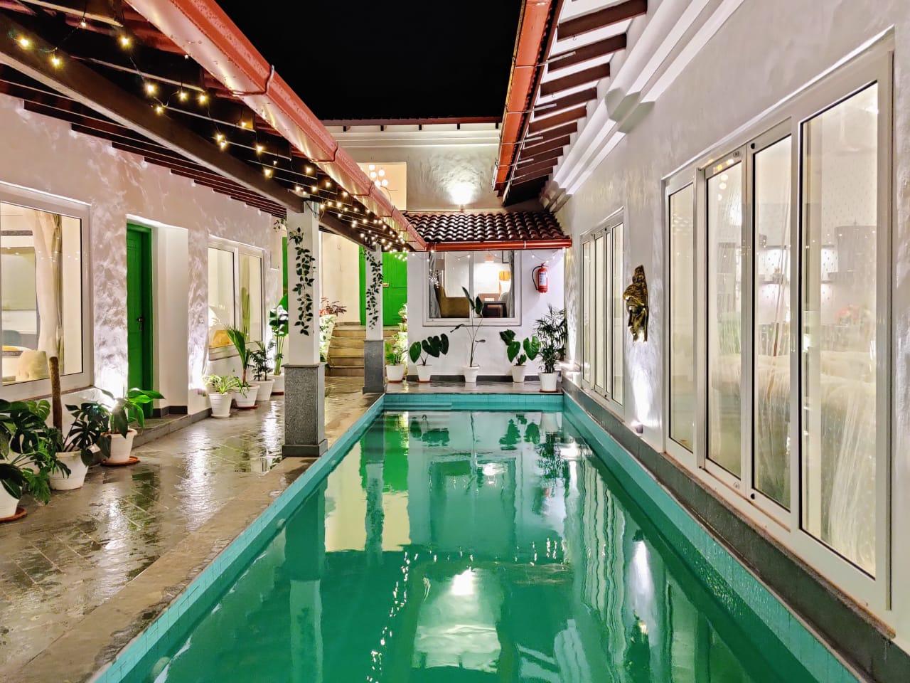 5 BHK Luxury Villa. Pvt.  pool, Philomena  Vagator - Tap to explore photos