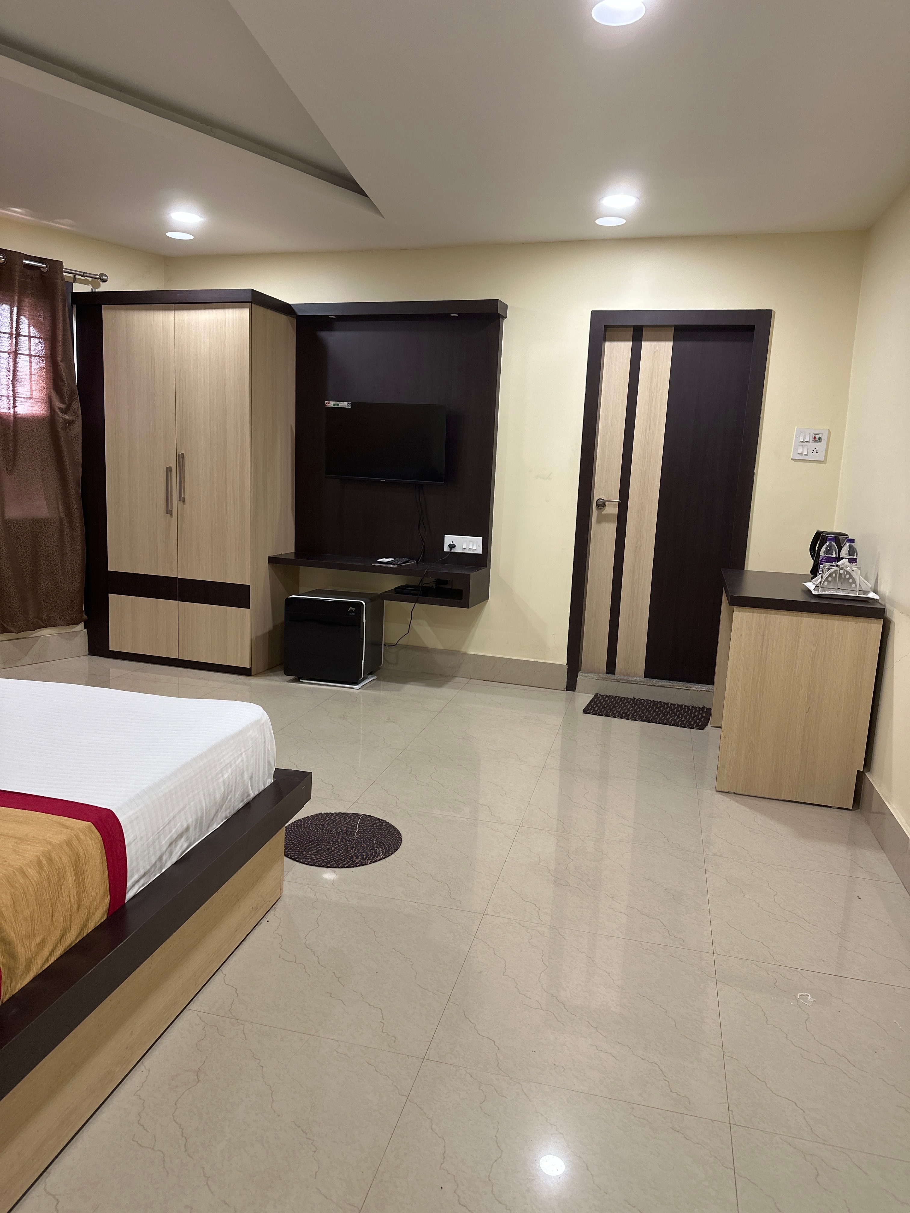 Hotel Kalita Palace,Sivsagar - Tap to explore photos