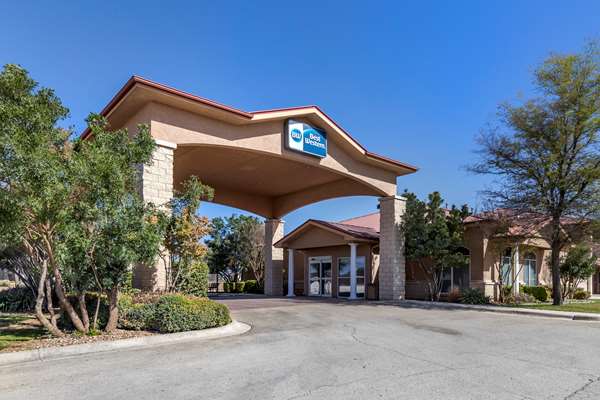 Best Western Plus Dos Rios - Tap to explore photos