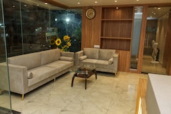 HARIPRIYA EXECUTIVE BHAKTNIVAS, Tuljapur