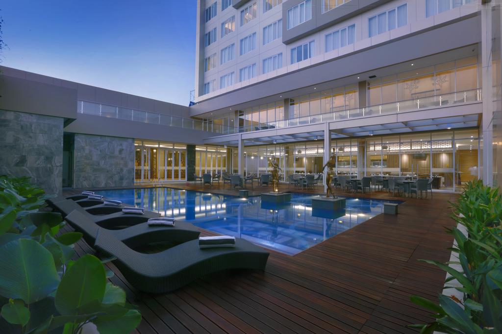 Aston Banyuwangi Hotel & Conference Center - Tap to explore photos