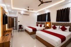 Hotel Devansh Inn, Deoghar
