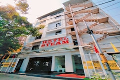 HOTEL STEAM, Kolkata