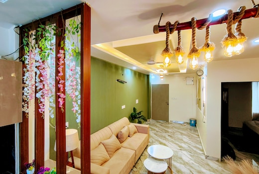 Luxury 2BHK Penthouse with Rooftop Terrace   Lift
