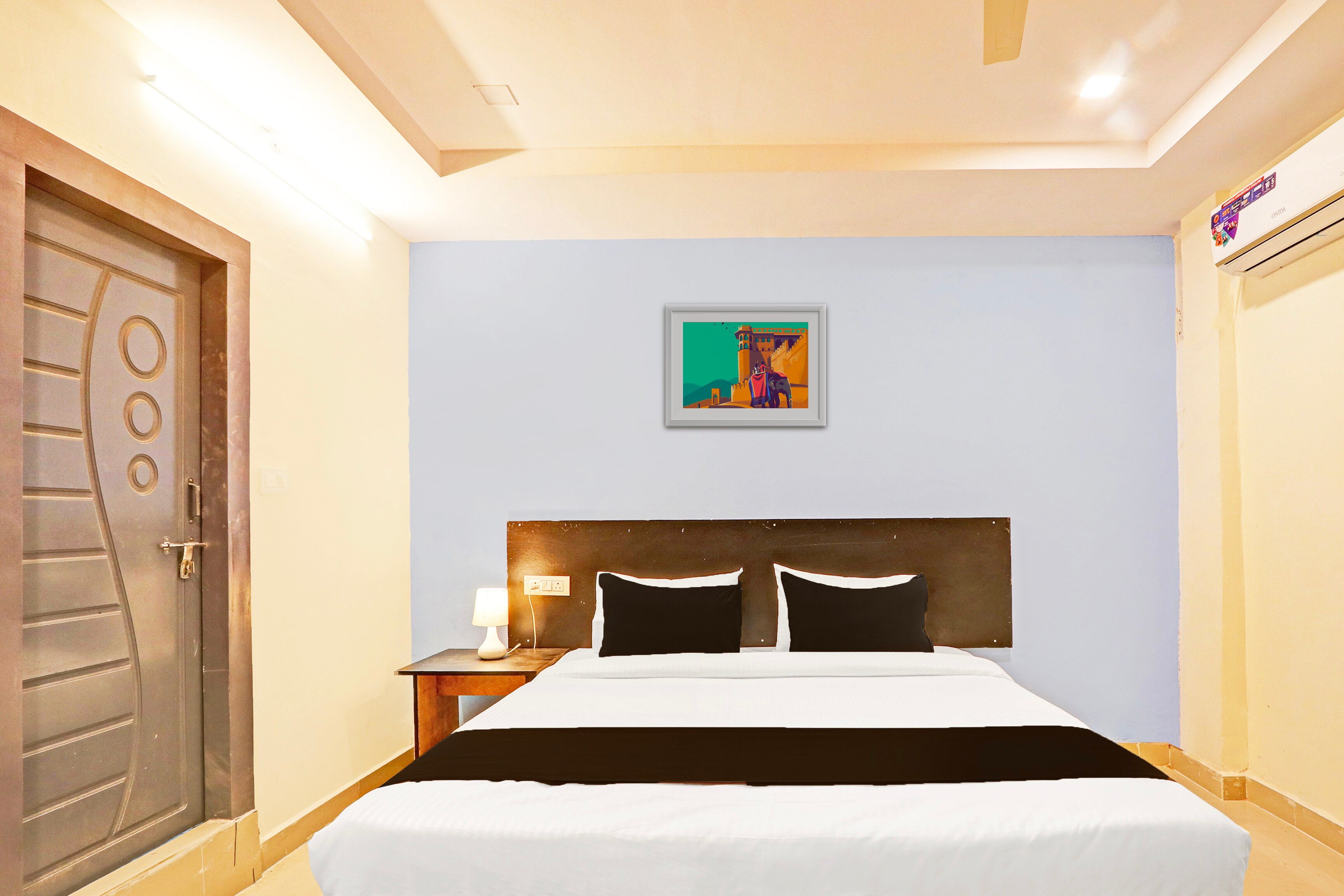 Hotel O Ragas Stay - Tap to explore photos