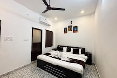 The Mango Tree, Lucknow