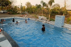 Govardhan Greens Farm, Wada