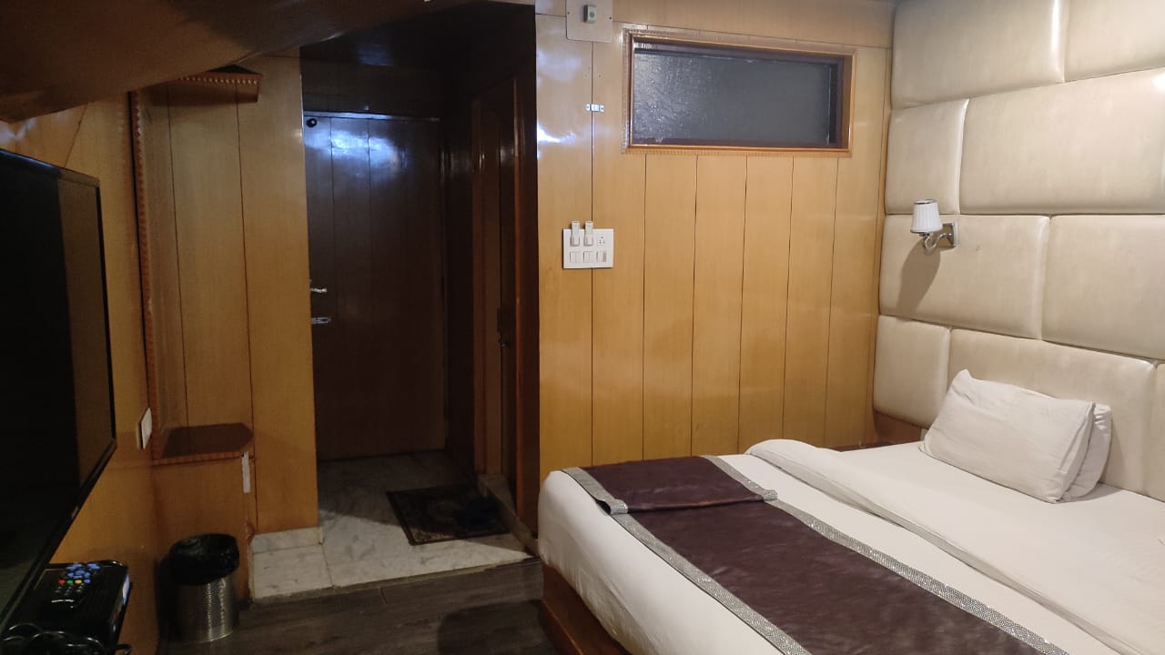 Photo 6