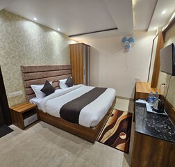 Super Deluxe Room with Garden View