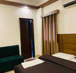 Deluxe AC Rooms