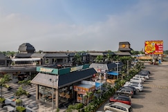 Hotel Highway King (Shahpura), Chomu