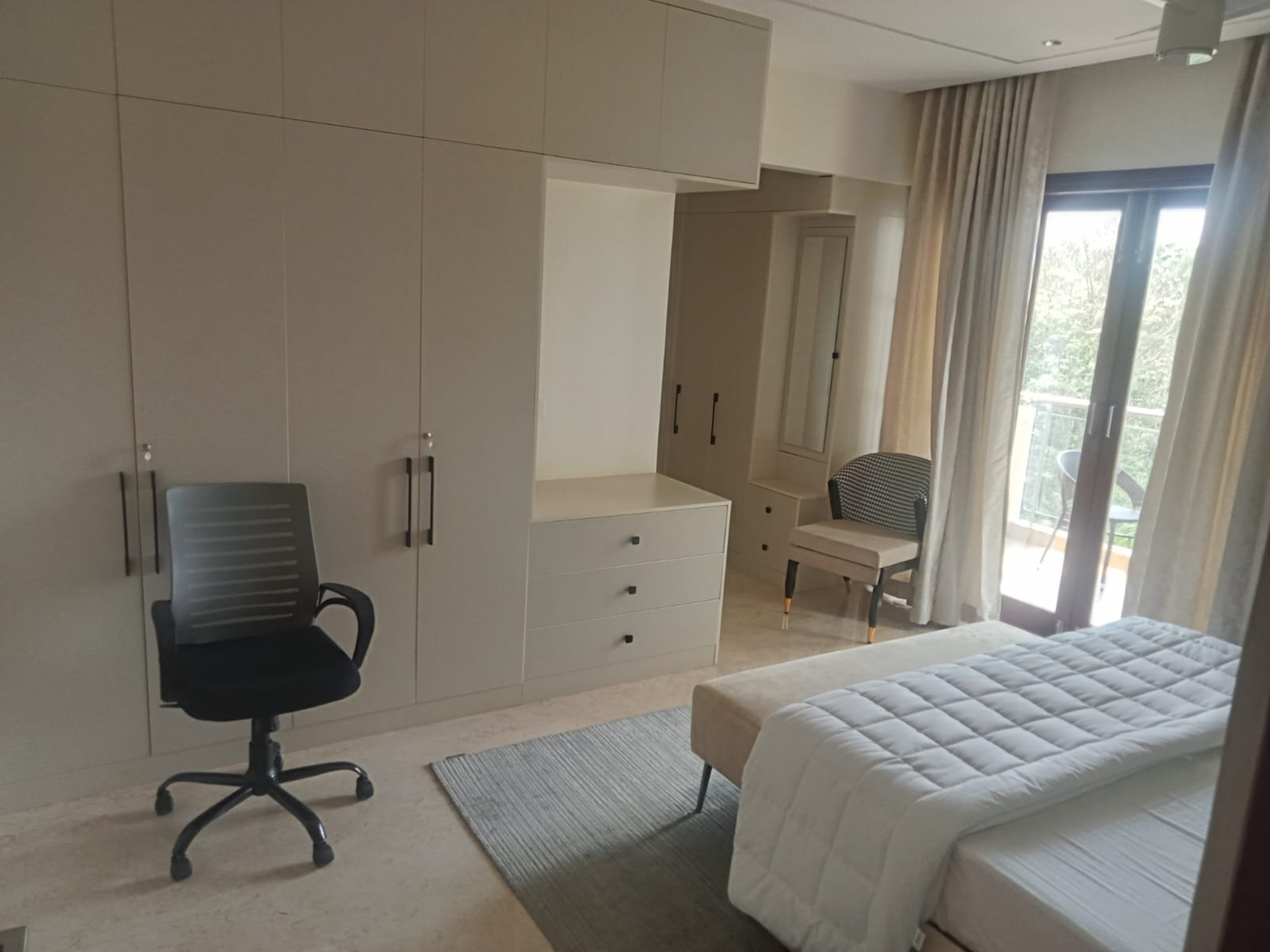 SUROJ BUILDCON Guest House- Bangalore - Tap to explore photos