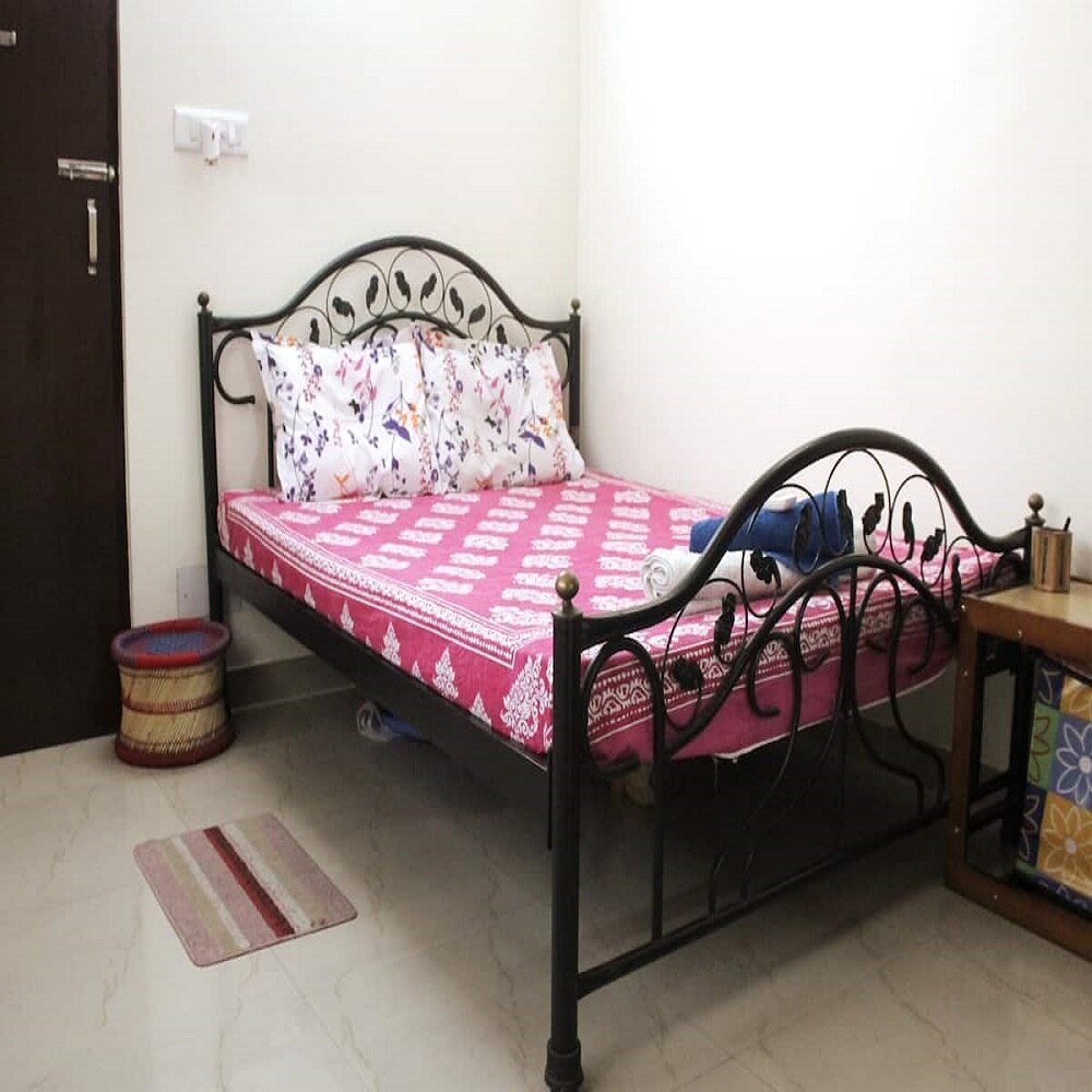 Retreat Homestay - Tap to explore photos