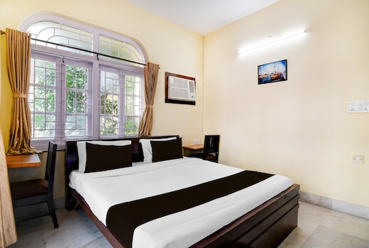 Collection O Jyotirindra Nandi Metro Station Kolkata Formerly Hotel Manurama