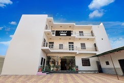 Collection O Iskcon Vrindavan Formerly Shri Mukund Dham, Vrindavan