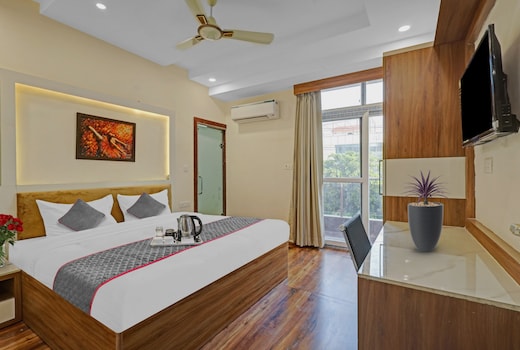 Super Townhouse Lucky Grand Palace