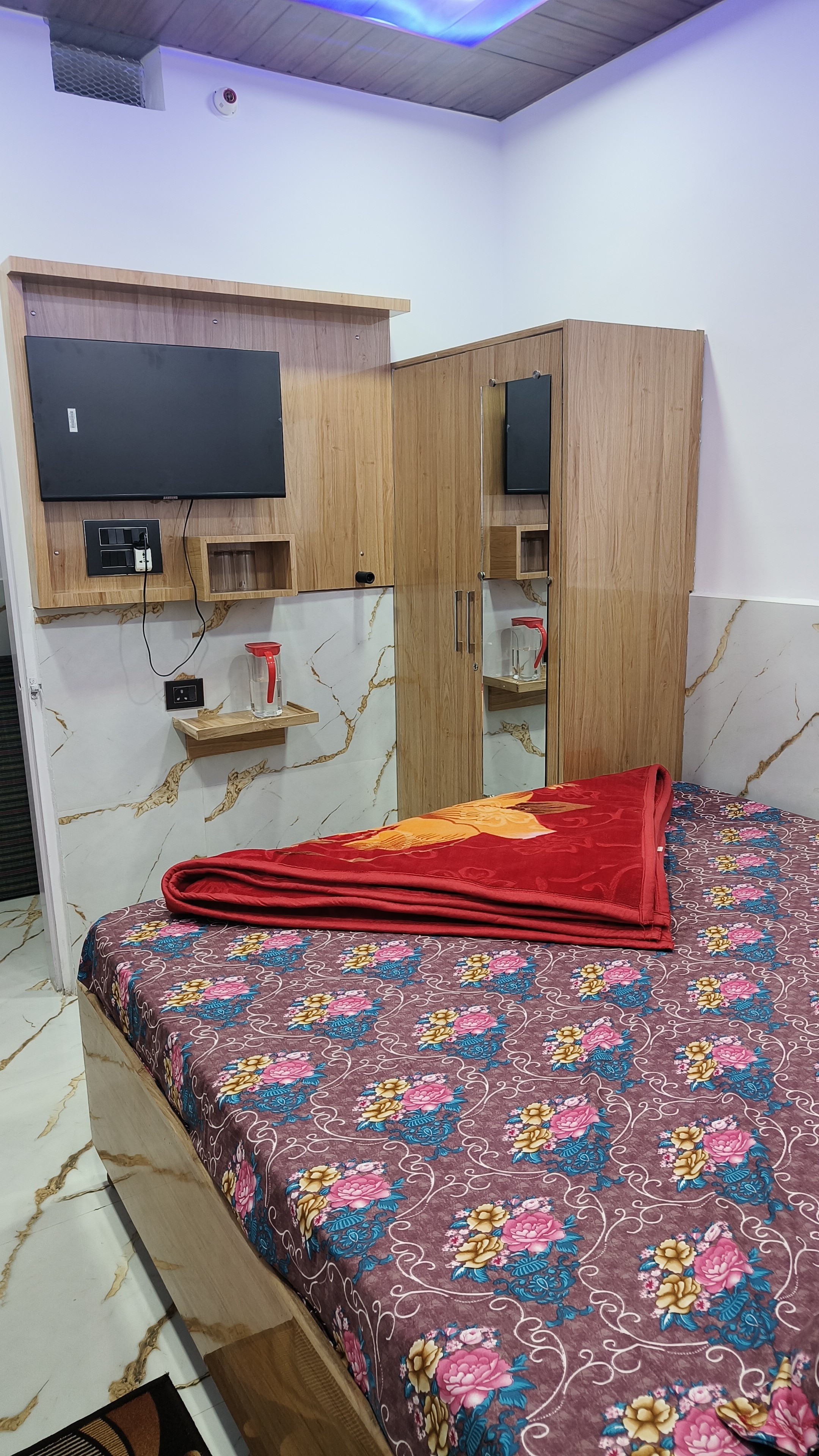Kanha sewa sadan - Tap to explore photos