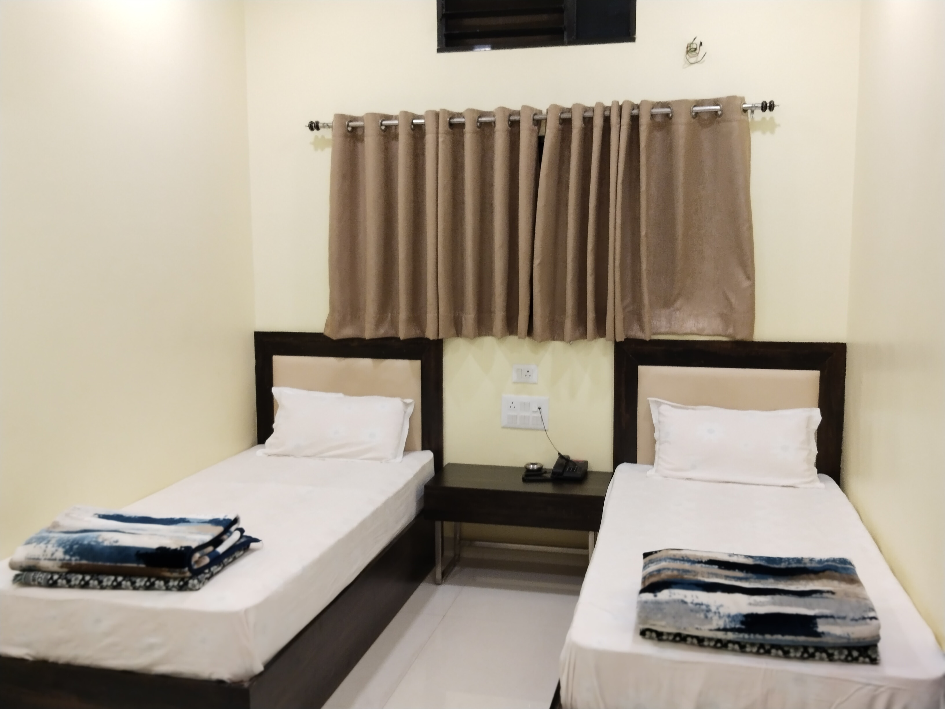 Hotel kalpana - Tap to explore photos