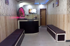 Shri rajadhiraj guest house, Govardhan