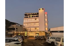 White Pearl, Damoh