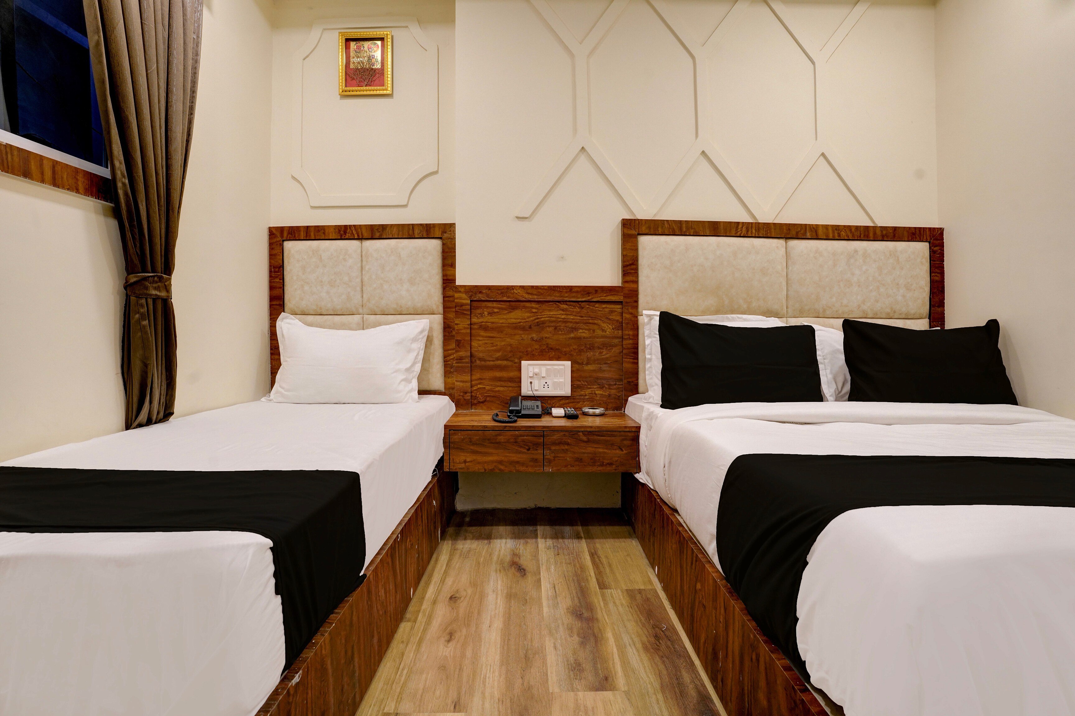Hotel O Ashirwad Inn - Tap to explore photos