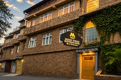 Mount Thistle Boutique Hotel (700 Mtrs from Mall Road), itahari