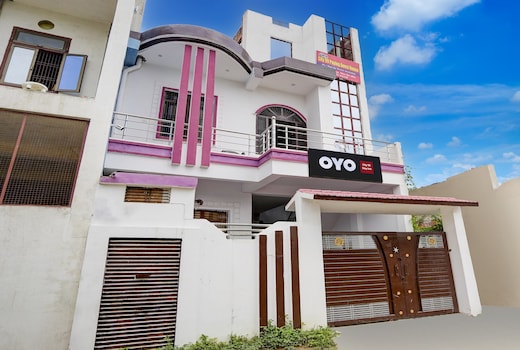 Hotel O City 99 Stay Inn Sarnath station