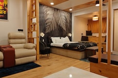 Penthouse by The Generations, Delhi