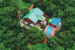 Dew Vista - Private Pool Villa, Wayanad