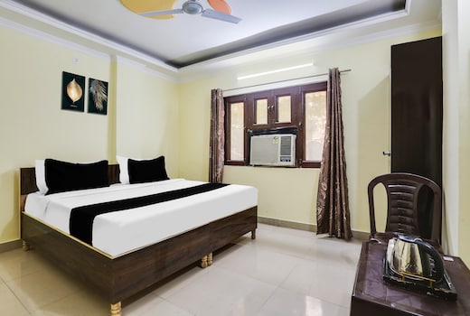 Super Hotel O Dwarka Metro