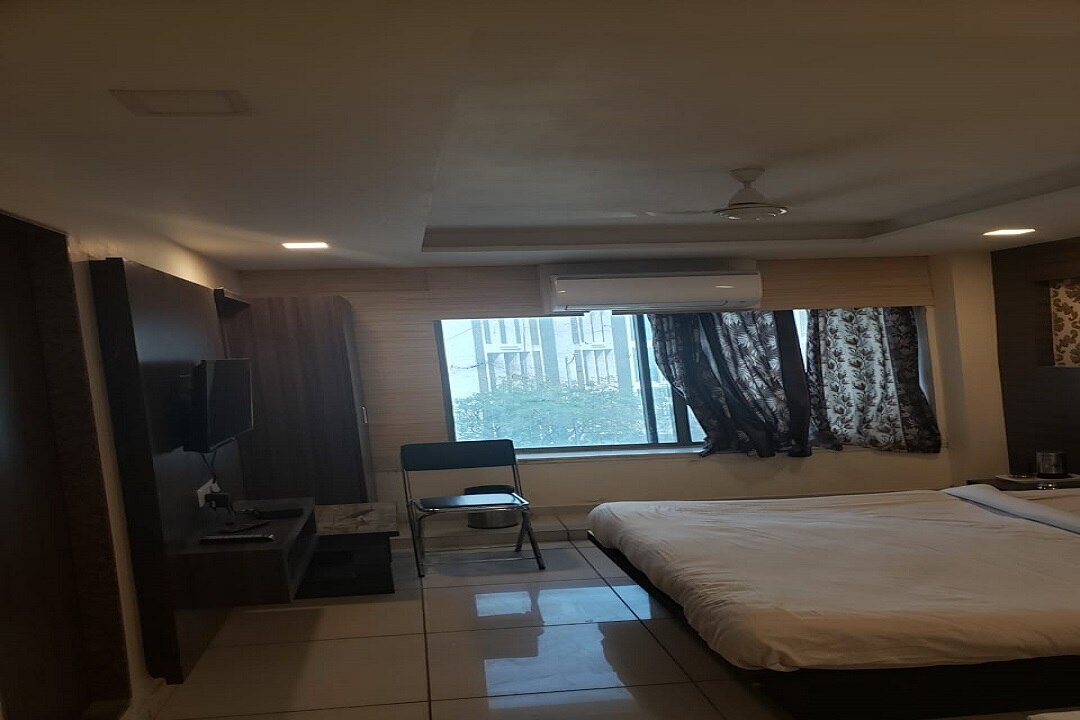 Didi Hotel and Guest House - Tap to explore photos